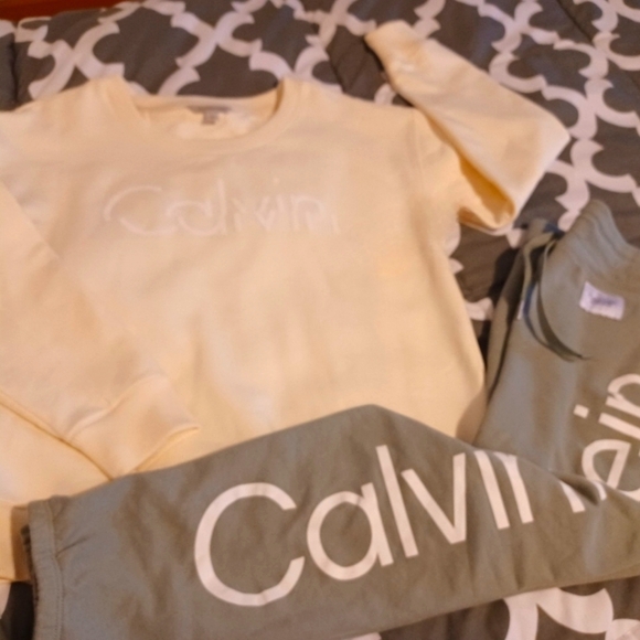 Calvin Klein Set - Picture 1 of 7